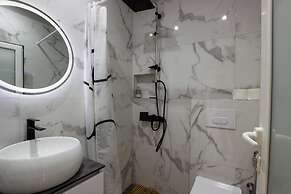 Hotel Jonian