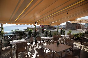 Hotel Jonian