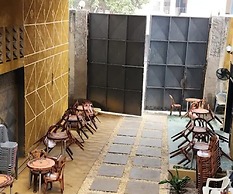 Mike's Flat hotel