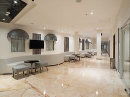 Hotel Mesaluna Short & Long Stay