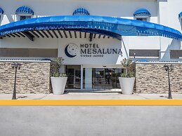 Hotel Mesaluna Short & Long Stay