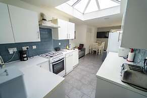 Modern Studio Next to University of Birmingham