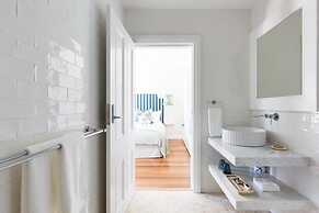 Barrenjoey House