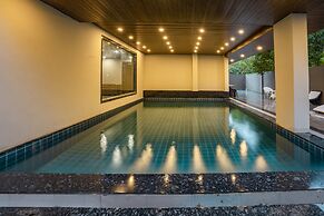 Lalit International By The Rameshwary