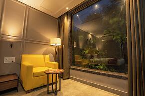 Lalit International By The Rameshwary
