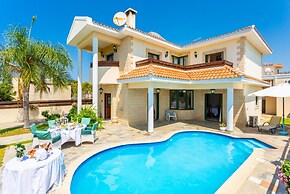 Androula Villas Collection