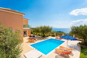 Lourdas Villas Collection