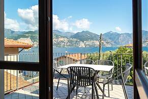 June Stay Lake Garda