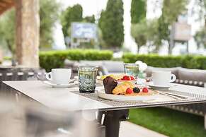 June Stay Lake Garda
