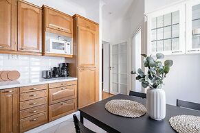 Historical 2BR Apartment with Sauna & Great Location