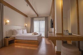 June Alaçatı (+15 Adult only)
