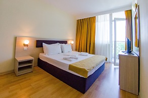 Apollo Hotel