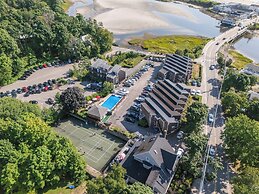 Aspinquid Resort