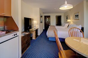 Aspinquid Resort