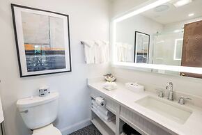 Aspinquid Resort