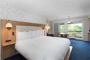 Aspinquid Resort