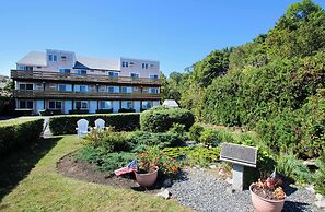 Aspinquid Resort