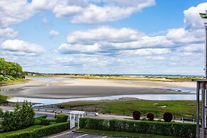 Aspinquid Resort