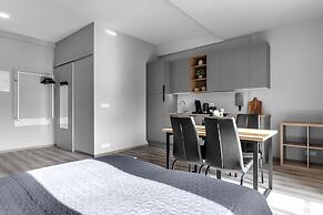 B18 Apartments