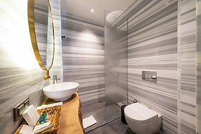 Balo Suite Hotel