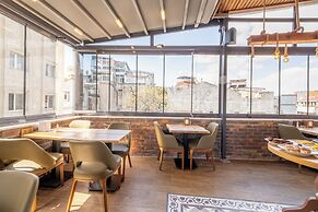Balo Suite Hotel