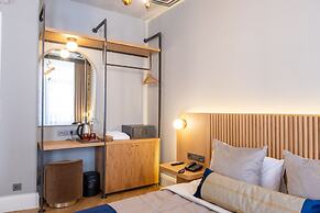 Balo Suite Hotel