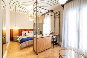 Balo Suite Hotel