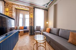 Balo Suite Hotel
