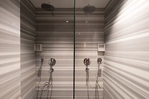 Balo Suite Hotel