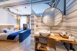 Balo Suite Hotel