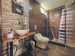 Serenity Lodge