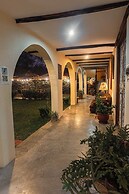 Serenity Lodge