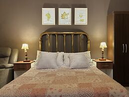 Serenity Lodge