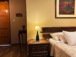 Serenity Lodge