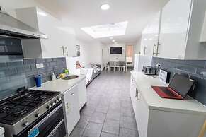 Studio Close to Selly Oak Train Station