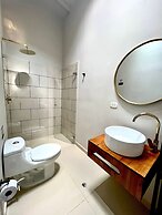 Luxury Villa In Aguacatala