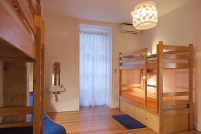 Lisbon Lounge Hostel