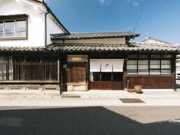RITA IZUMO HIRATA