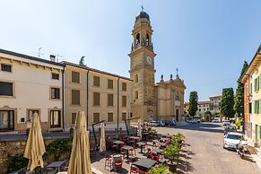 Castrum Wine Relais