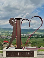 Castrum Wine Relais