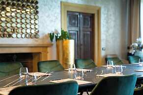 Castrum Wine Relais
