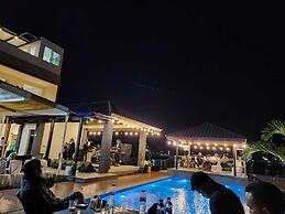PURNAMA BALIGE HOTEL