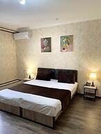 Yantai Hotel