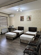 Yantai Hotel