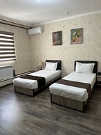 Yantai Hotel