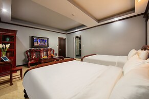 Nam Hai Hotel