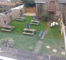 Inviting 3-bed Apartment in Swansea