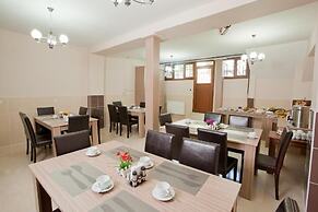 Birlik Hotel