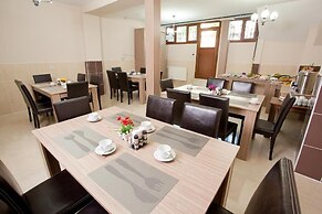 Birlik Hotel