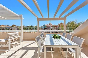 YOLO Spaces – Sotogrande Ocean View Penthouse